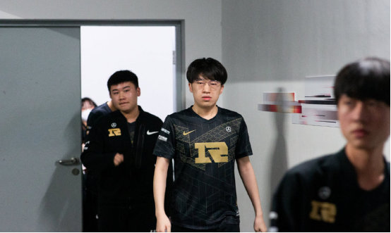 了技术上的 了技术上的