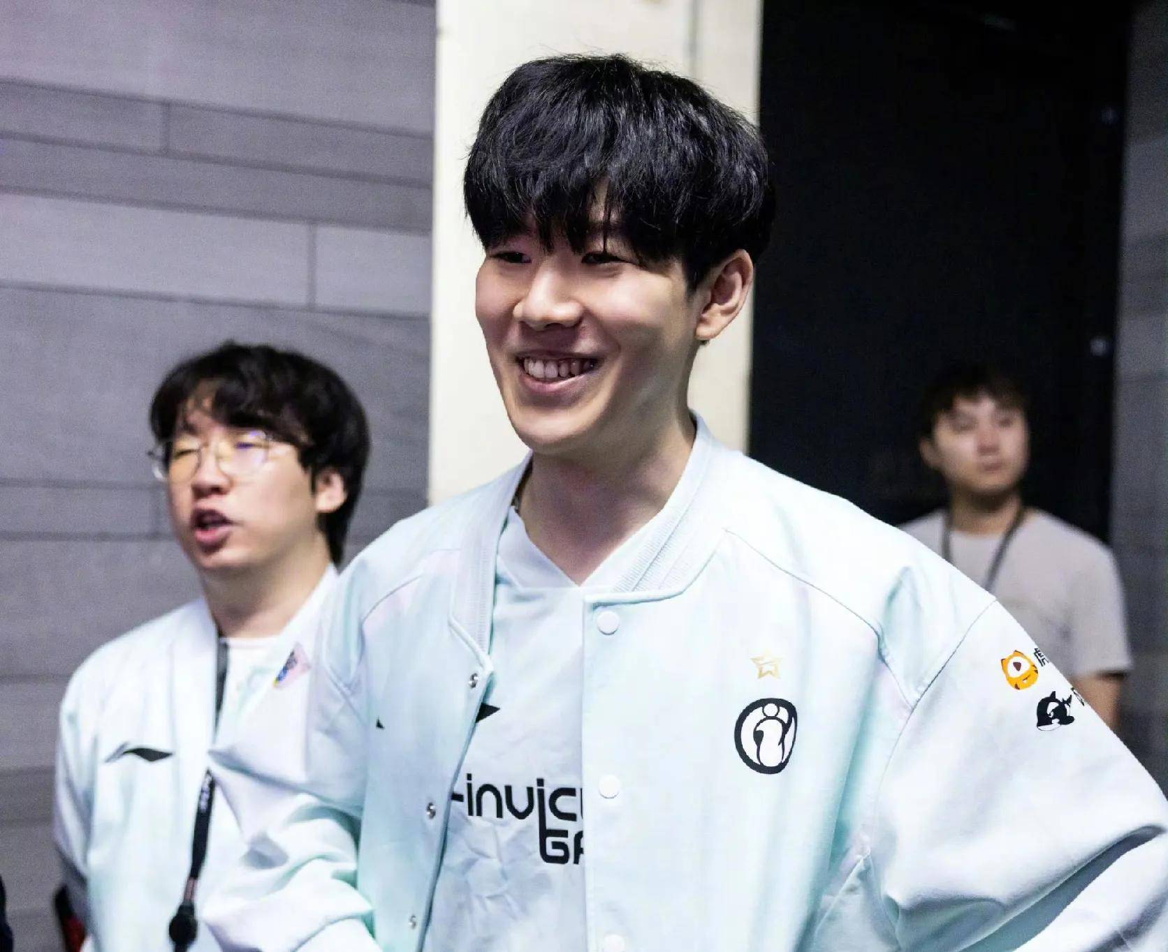 风格稳健且 风格稳健且