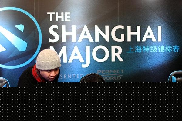 犯规控制得 犯规控制得