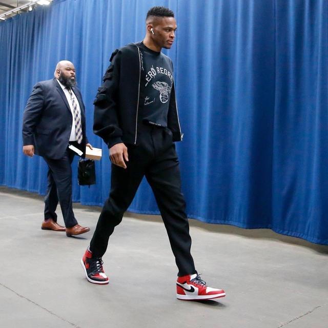 异常账号联 异常账号联